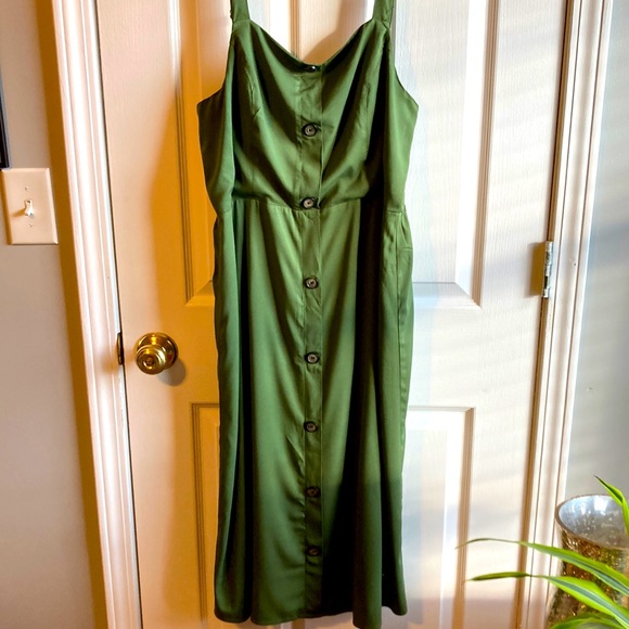 Market & Spruce, olive green dress.